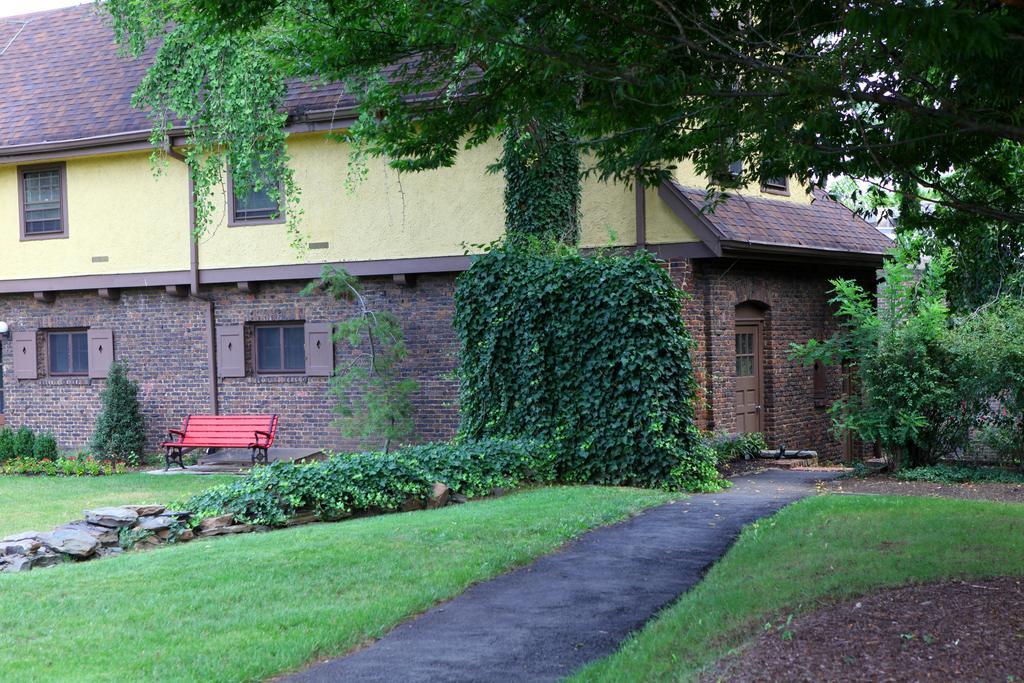 Rutgers University Inn And Conference Center New Brunswick Exterior foto